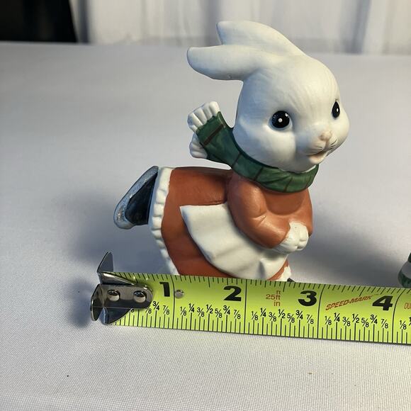 VTG Ceramic Ice Skating Bunny Rabbits Couple Figurines 4” Collectible Homco 5305 - Picture 6 of 7